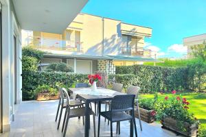 Modern Villas at Perla Resort