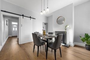 Modern Chique Home Peak District