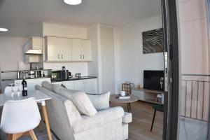 Island Club Apartment