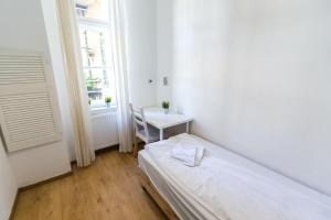 Super Central Apartment 4BR&1BA