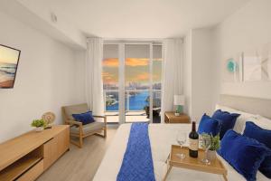 1 BR Apartment Modern Resort Balcony & Gym