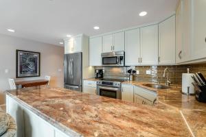 Lake Chelan Shores Chelan Beauty 18-7