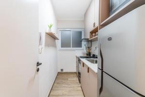 modern 2-room downtown area for 4 people