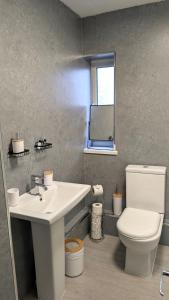 Tŷ Cefn at The Lodge