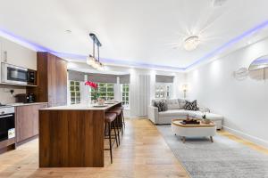 Luxury 1-Bed Apt in Waterloo 7 Mins to London Eye Includes Terrace