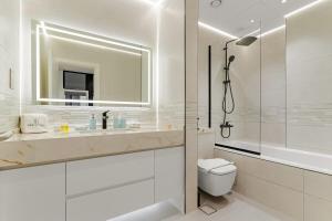 FIRST CLASS 2BR Elegant Duplex Haven