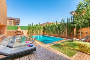 Comfortable villa with heated pool