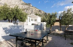 Amazing Home In Makarska