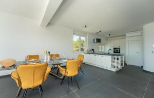 Awesome Home In Kakma 