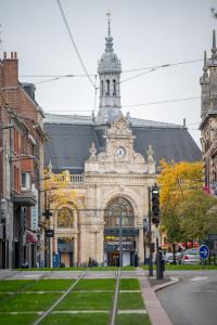 Le Prestigieux - PROXIMITÉ IMMÉDIATE GARE VALENCIENNES I TRAMWAY I NETFLIX I IDÉAL ÉTUDIANT, SALARIÉ - ÉLÉGANT & CONFORT