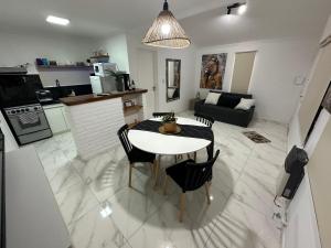 COMPLEJO JONAS SALK - departamento de 1 dormitorio amoblado - Ubytování bez kategorie ve městě San Francisco