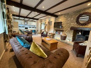 Tuckers Grave Inn - Historic Inn & Cider Pub