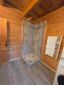 Lodge du Parc des Combes avec Accès Parc inclus selon calendrier ouverture Parc