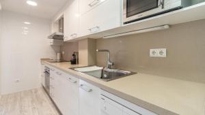 Posidonia Suite - Amplio apartamento junto al mar