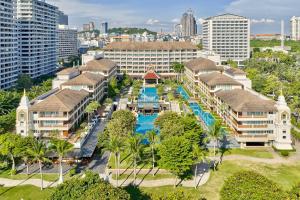 The Heritage Pattaya Beachfront Resort