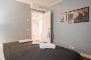 Guestly Homes - Spacious 2BR Executive Residence