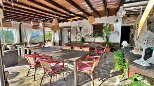 Villa Malaga con Jacuzzi Piscina vallada Barbacoa By AndaraHolidays