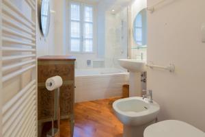 Quiet & central one bedroom apartment