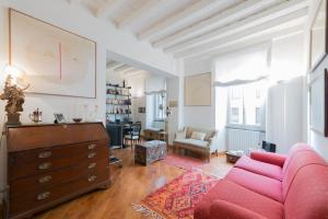 Quiet & central one bedroom apartment