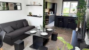 T2 Cosy La-Haut à Créteil Netflix & WiFi Fibre