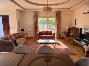 Madinaty - Luxury villa with Amazing private garden مدينتي - فيلا فندقيه فاخرة