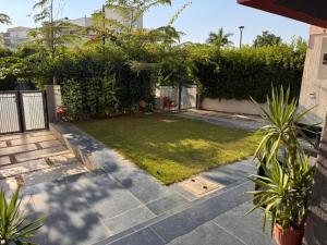 Madinaty - Luxury villa with Amazing private garden مدينتي - فيلا فندقيه فاخرة