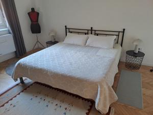Serenissima Retro Apartment