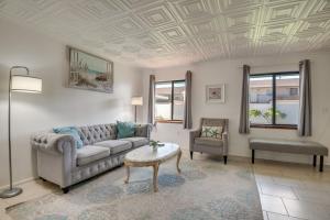 Cape Canaveral Escape 1 Mi to Cocoa Beach Pier!