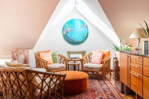 Penthouse Loft with Jacuzzi and Sauna