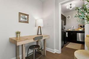 Heritage Meets Modern - Free Parking and Metro - The Lexington