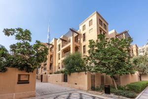 Full Burj View - Souk vibe one-bedroom apartment