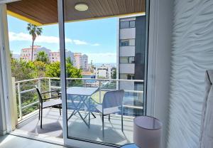 HDFM Collection - Funchal Centro with Sea Views & Free Parking