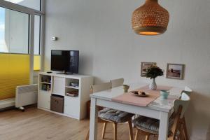 Inselblume 59 - Moderne Ferienwohnung mit Meerblick