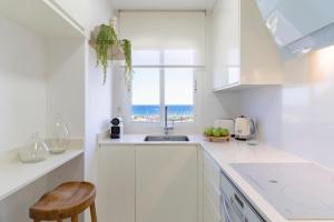 Sea View Apartment Estepona - 800 m From the Beach