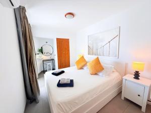 HDFM Collection - Sea Garden