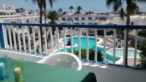 Apartamento Juan vista piscina y mar