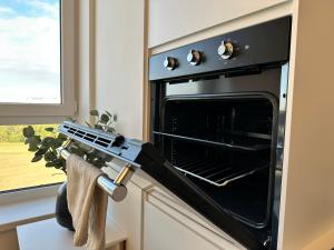 Labutia, self-checkin, parking, AC