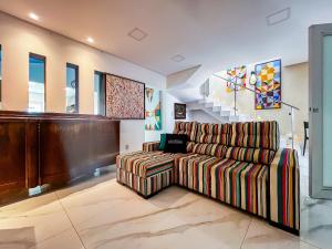 Casa com Piscina e Vista Mar na Orla de Atalaia