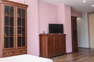 Central Varna Stay with Free Parking by ApartMAX