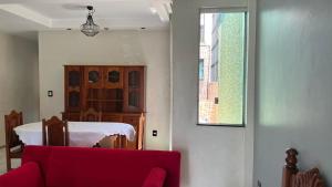 Casa ampla 2 suítes na Pedreira