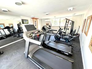 PALM BEACH Porto das dunas, climatizado, TÉRREO, luxuoso próximo ao Beach Park