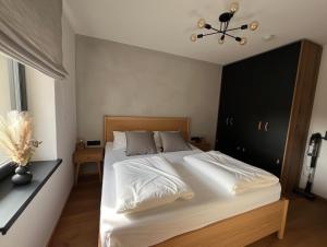 FOX ALPINE nr 6 Sunny terrace