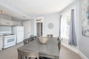 Queen City Suites 2 - For 4