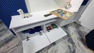 Condominio AZUL RICAURTE Apartamento con 4 piscinas