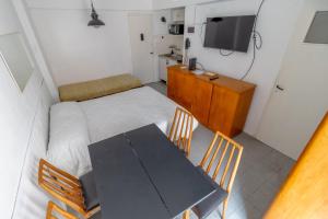 Check and Home - Colón III - 4 Huéspedes en Zona Güemes a 100mts del Mar