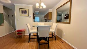 Charming Town House in Fantastic Gaithersburg