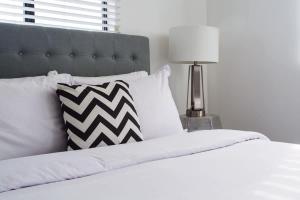 Sunny Studio in the Heart of Venice Beach - #5