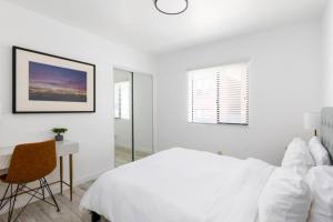 Sunny 1 Bedroom in the Heart of Venice Beach - #1