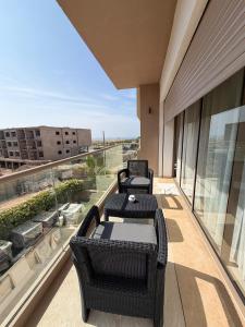 New cozy apartment with a swimming pool