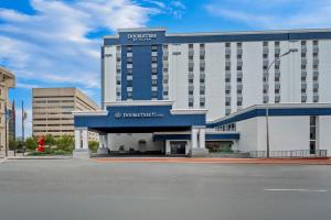 DoubleTree by Hilton Downtown Wilmington - Legal District